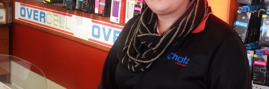 Corrie Franken agter die toonbank en rekenaar by Overcell Vodacom waar sy haarself uitleef 